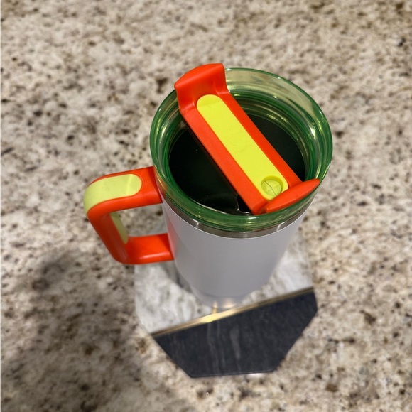 Stanley White and Green Travel Mug - Picture 3 of 3